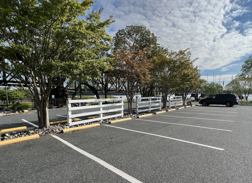 havre-de-grace-parking-at-david-craig-park